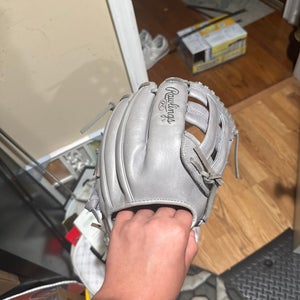 2018 Rawlings Heart of the Hide RH Outfield Baseball Glove 12.25" (Used)