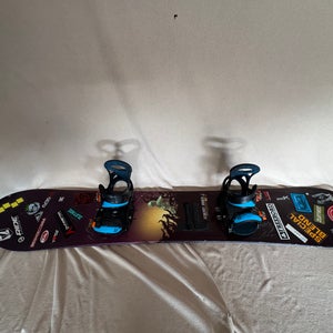 Unisex 162cm Forum Jeremy Jones Snowboard All Mountain With MED Bindings (Used)