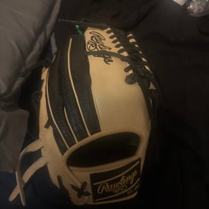 2018 Rawlings RH Outfield Heart of the Hide Baseball Glove 12.75" (Used)