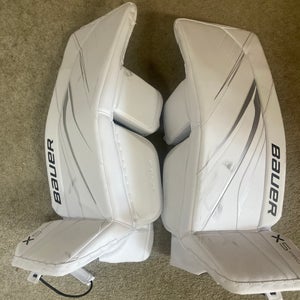 Bauer Vapor X5 Pro Goalie Leg Pads, Senior Small (Like New)