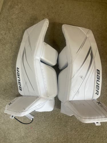 Bauer Vapor X5 Pro Goalie Leg Pads, Senior Small (Like New)