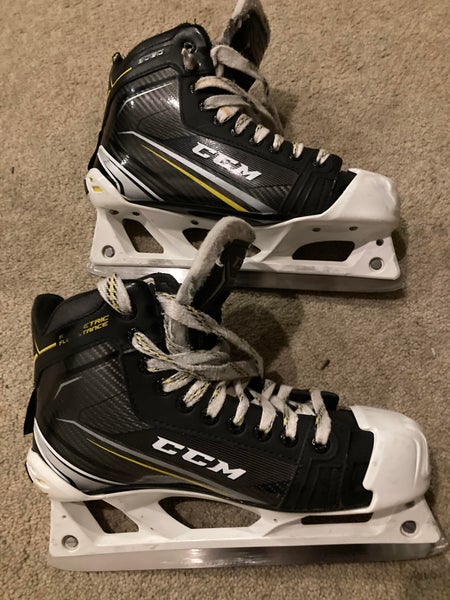 CCM Tacks 9060 Hockey Goalie Skates Regular Width 8.5 (Used)