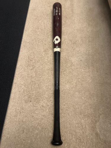 DeMarini D243 Maple Composite BBCOR Certified Bat (-3) 30 oz 33" (Used)