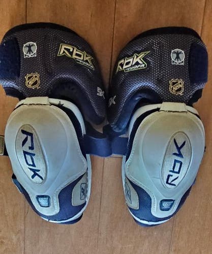 Senior Size Small Reebok 5K Elbow Pads (Used)