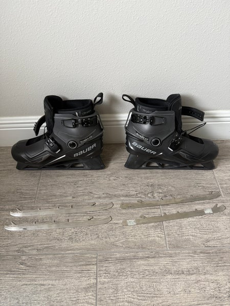Bauer Konekt 2 Hockey Goalie Skates 10 2 sets of steel