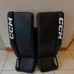 2020 30" +1” CCM Axis 2.9 Goalie Leg Pads (Used)