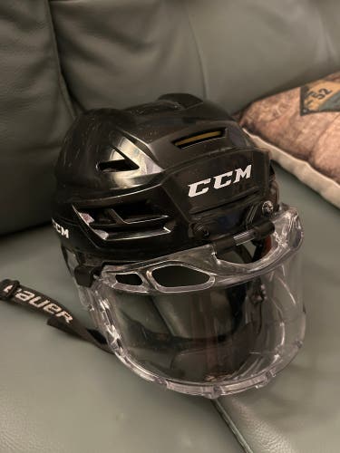Medium CCM Tacks 310 Helmet (Used)