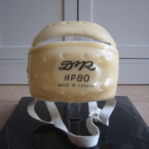 Excellent Condition Vintage Daignault Rolland D&R HP80 Mid-Century Hockey Helmet