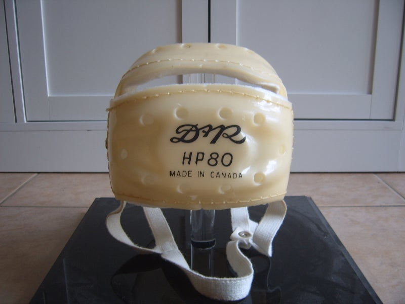 Excellent Condition Vintage Daignault Rolland D&R HP80 Mid-Century Hockey Helmet
