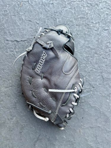 2022 Wilson A1000 LH First Base Baseball Glove 12.5" (Used)