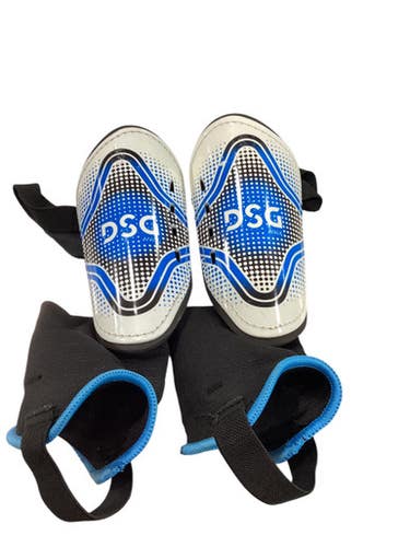 Used DSG Soccer Shin Guards Junior White SM 11347-S000255229