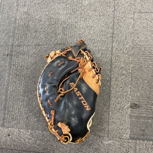 Used Easton PROFESSIONAL COLLECTION BB/SB First Base RH Throw Black 11 3/4" 11614-S000221511