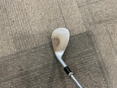 Used Cleveland CG12 Golf Chipper RH 56 Degree 11614-S000221485