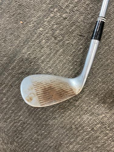 Used Cleveland REG.588 Golf Chipper RH Sand Wedge 11614-S000221487