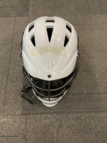 Used Cascade CS-R YOUTH Lacrosse Helmet White S/M 11614-S000221471