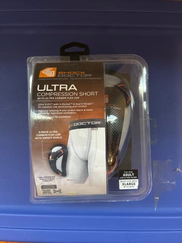 White Large/Extra Large Men's Shock Doctor Compression (New)
