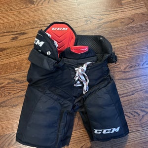 Junior Medium CCM QuickLite Hockey Pants (Used)