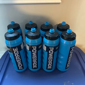 Powerade squirt bottle 8 Water Bottles (Used)