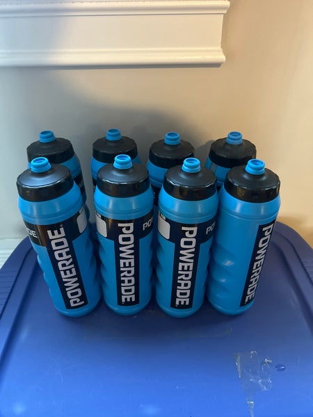 Powerade squirt bottle 8 Water Bottles (Used)