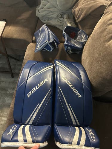 30" Bauer Regular Goalie Full Set (Used)