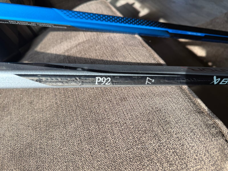 Senior Bauer Vapor X Right Handed Hockey Stick P92 (Used)