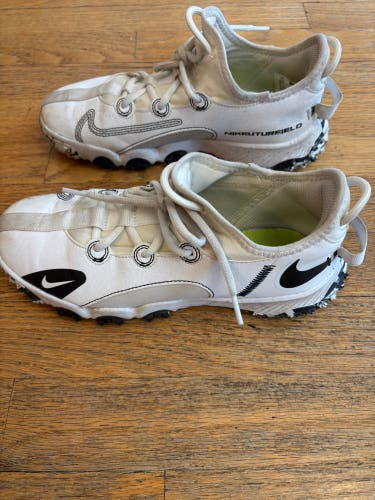 White Unisex 4.5Y (Big Kids / Youth) Nike Future Field Turf Shoes (Used)