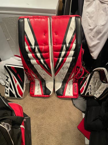 34" 2018 CCM Extreme Flex 4 Regular Goalie Full Set (Used)