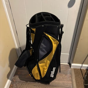7 Divider Wilson Golf Bag (Used)