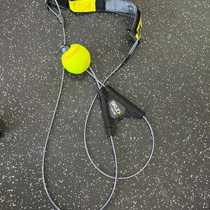 Used SKLZ HIT-A-WAY BB/SB Training Aid 11849-S000031423