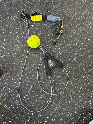 Used SKLZ HIT-A-WAY BB/SB Training Aid 11849-S000031423
