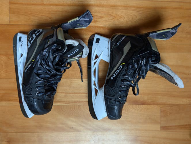 CCM AS-V Pro Hockey Skates Pro Stock 9 (Used)