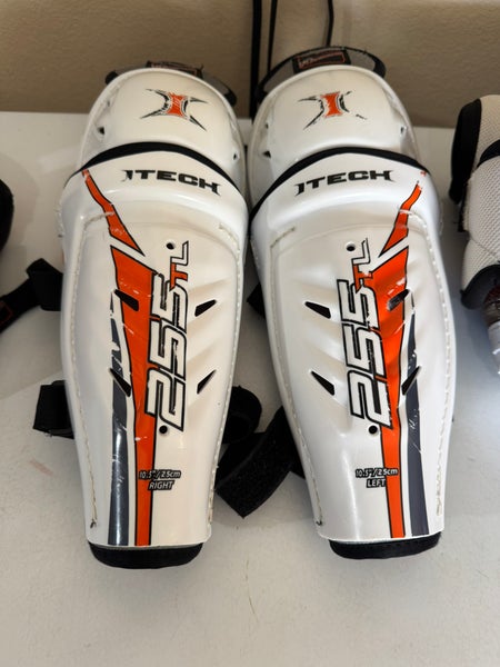 Youth Itech 10.5" Shin Pads (Used)