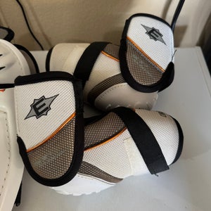 Youth Medium Easton Elbow Pads (Used)
