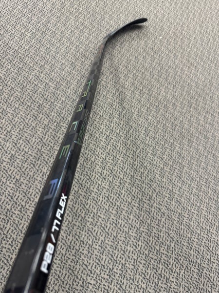 Senior Black Bauer Nexus Tracer Left Hand Hockey Stick (New) 77 Flex