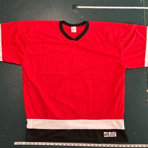 Red XXL Adult Unisex Jersey (Used)