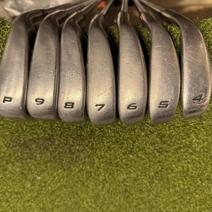 Nike Ignite 4-PW Iron SEt, Steel Uniflex Shaft, RH