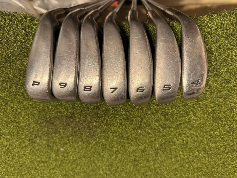 Nike Ignite 4-PW Iron SEt, Steel Uniflex Shaft, RH