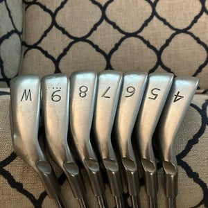 Ping RH G2 Black Dot Iron Set 4-9, PW w/Steel Shafts - Unknown Flex - Golf Pride