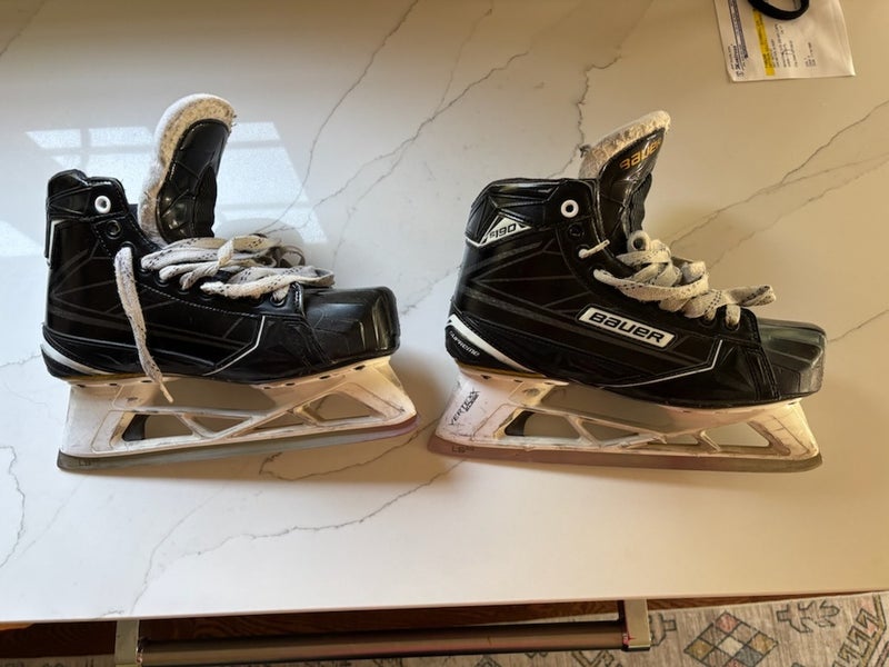 Bauer Supreme 190 Hockey Skates 9.5 (Used)