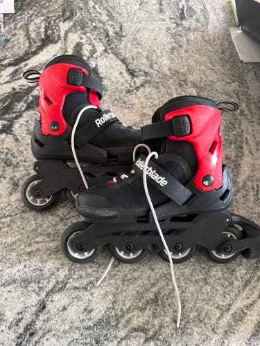 Inline Skates Regular Width Size 2 (Used)