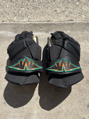 Mission Gloves 14" (Used)