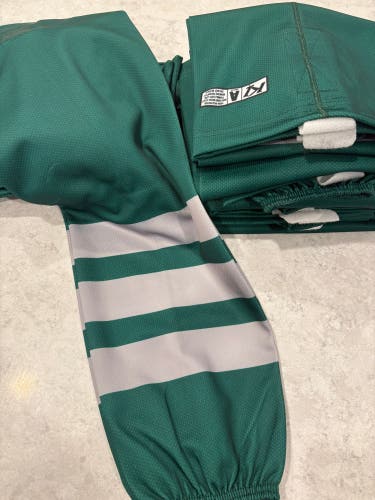 Team Set Green Senior Large K1 Socks Pro Stock (Used)