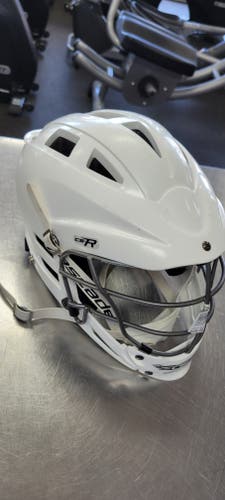 Used Cascade CS-R 12 UNDER Lacrosse Helmet White One Size 11497-S000151904