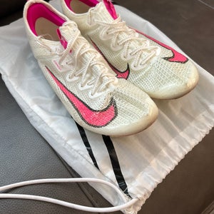 White Men's Size M 11.0 (W 12.0) Adult Nike Shoes (New)