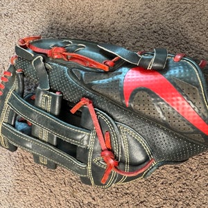 Nike MVP Elite Pro RH Outfield Baseball Glove 12.75" (Used)