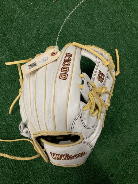 Wilson A1000 RH Infield Softball Glove 11.75" (New)