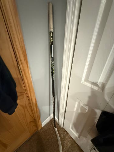 Intermediate CCM Tacks AS-VI Pro Left Hand Hockey Stick P29 (Used)
