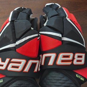 Bauer Vapor Hyperlite Gloves 13" (Used)