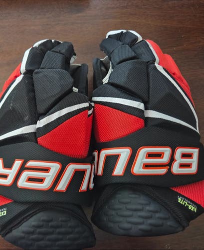 Bauer Vapor Hyperlite Gloves 13" (Used)