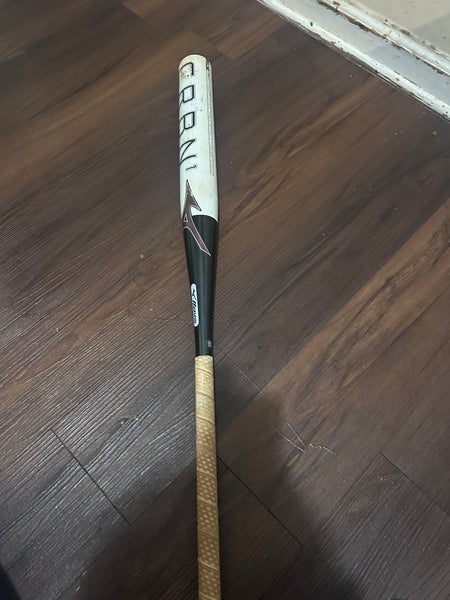 2024 Mizuno F24 CRBN1 Composite Bat (-10) 22 oz 32" (Used)